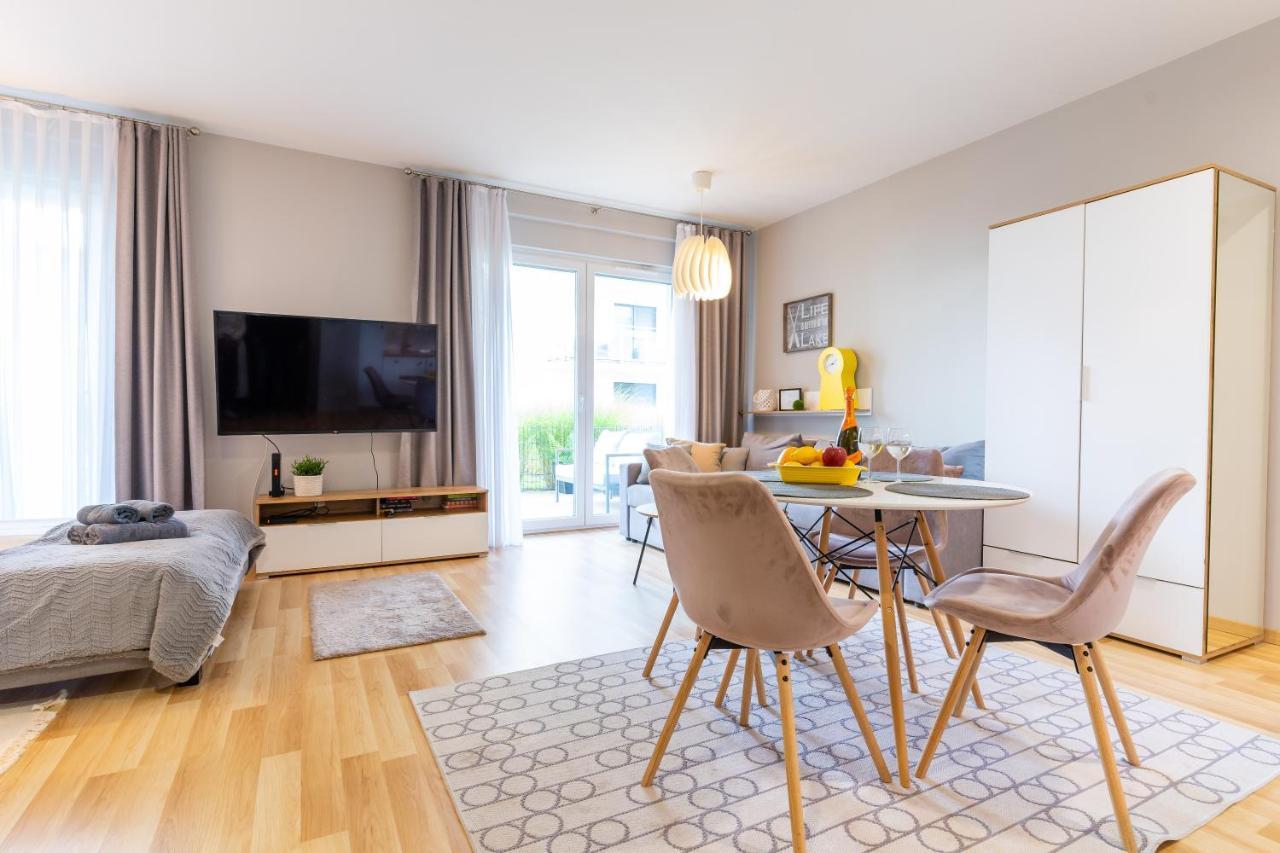 Marina Apartment - Przy Jeziorze, Taras, Tv55" Z Netflix I Prime, Parking Ilawa Ngoại thất bức ảnh