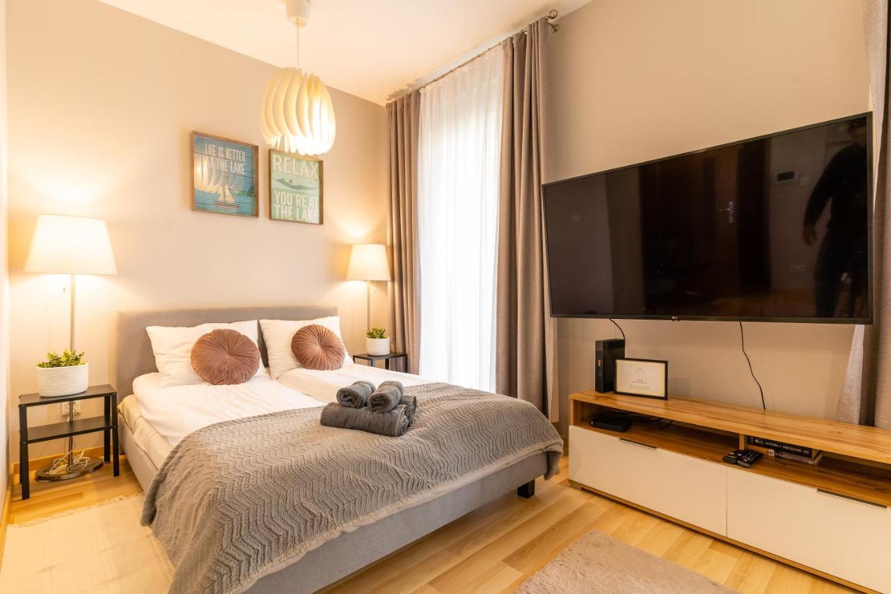 Marina Apartment - Przy Jeziorze, Taras, Tv55" Z Netflix I Prime, Parking Ilawa Ngoại thất bức ảnh
