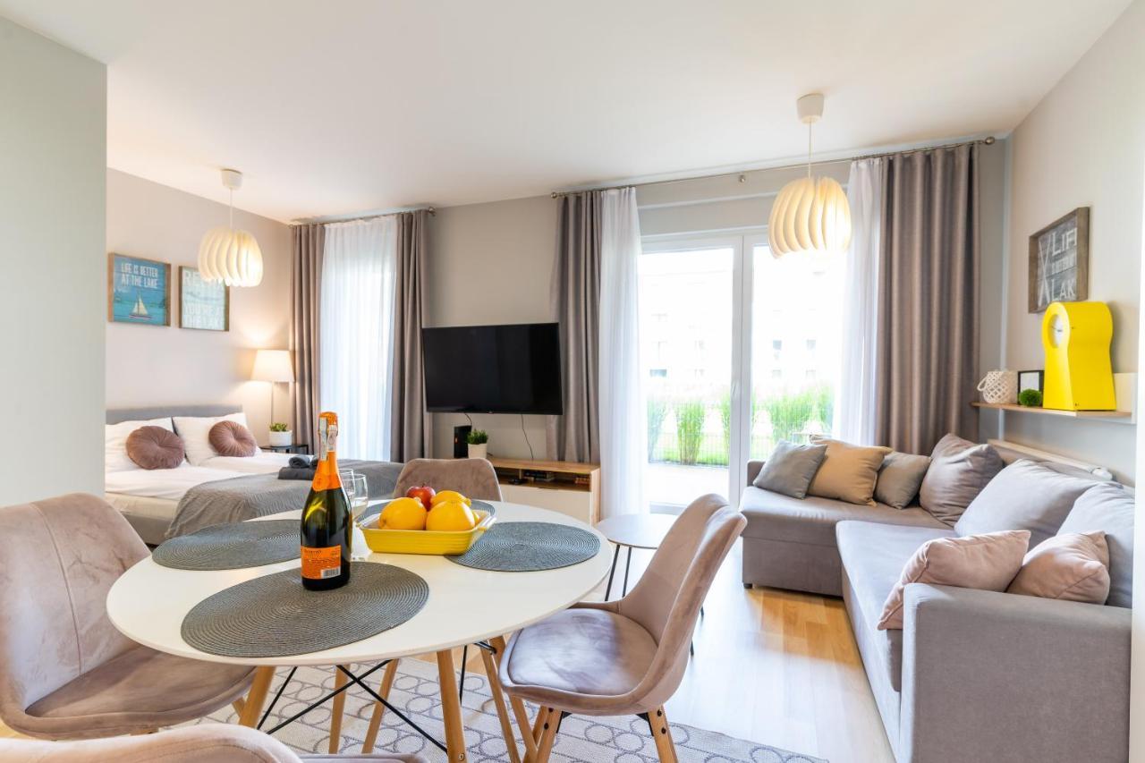 Marina Apartment - Przy Jeziorze, Taras, Tv55" Z Netflix I Prime, Parking Ilawa Ngoại thất bức ảnh